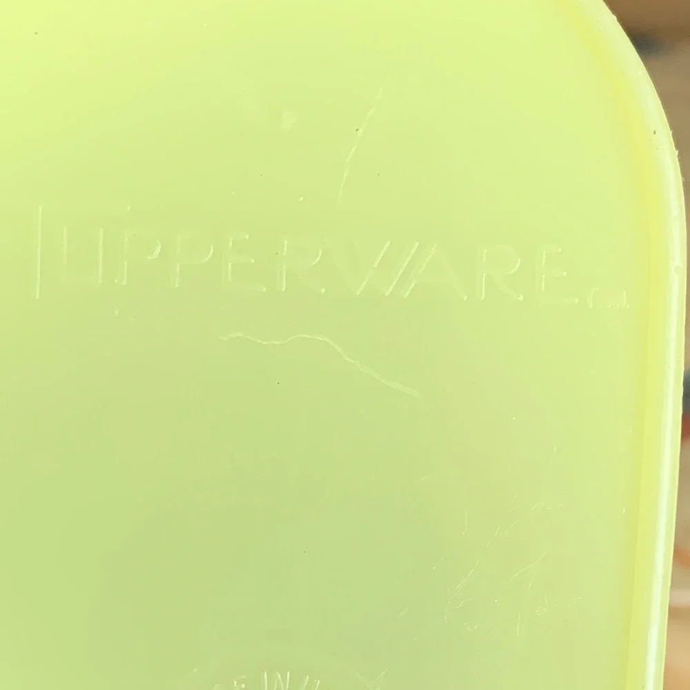 Tupperware Vintage Lemon Yellow Juice/Beverage Pitcher 1970s & Juice Strainer